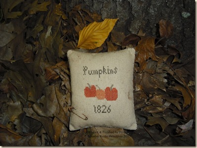 Pumpkins_1826_Pinkeep-Country_Rustic_Primitives