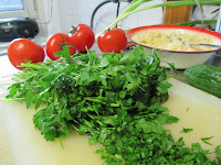 chop parsley for tabouleh