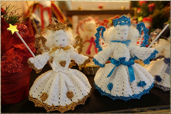 Poupées et figurines de Noël