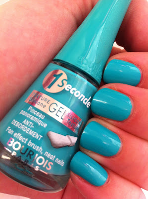 Bourjois 1 Second Gel Polish // Review