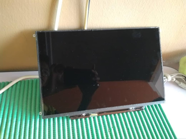 SOLVED : MASALAH SCREEN MACBOOK PRO 