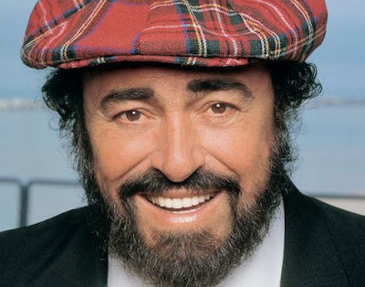 Foto de Luciano Pavarotti sonriendo