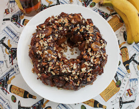 Food Lust People Love: Bananas Foster Monkey Bread takes everyone's favorite pull apart loaf (usually made with bread dough balls rolled in sugar) to a whole new holiday level with bananas and rum. Put one of these guys on your party table and watch it disappear.