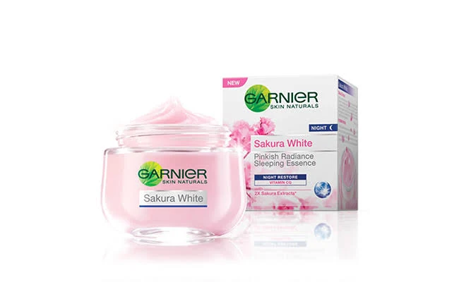 Review Garnier Sakura White Night Cream