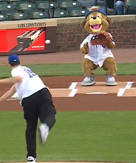 Zach Edey throws Cubs first pitch way outside, Padres vs. Cubs, 5/7/2024