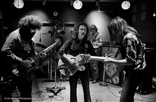 Jerry Garcia, David Crosby y Neil Young 1971