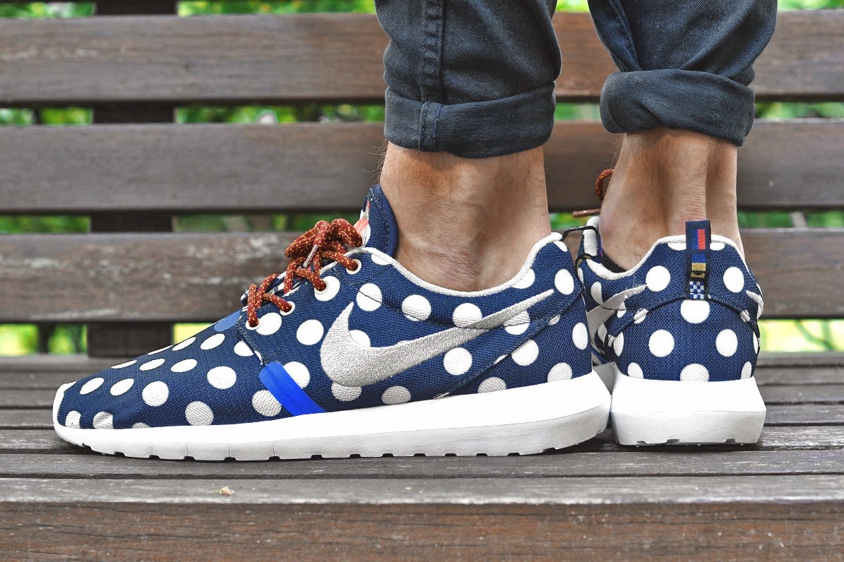 Nike Rosherun NM City QS "NYC"