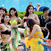 Hot : 40 phó nháy chen chân, đội nắng để chụp thiếu nữ mặc bikini