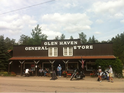 Glen Haven General Store, Glen Haven Colorado www.thebrighterwriter.blogspot.com #Colorado #ColorfulColorado