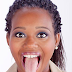 (2 gambar) Chanel Tapper - wanita miliki lidah terpanjang di dunia, 9.7 cm