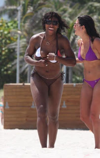 Photo of Serena Williams with a wedgie in her bikinis whilst on the beach in Miami 2009