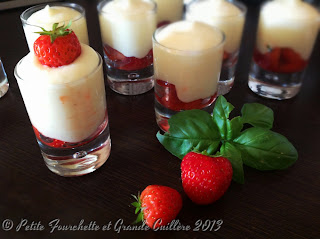 Mousse de lemon curd, fraises au basilic