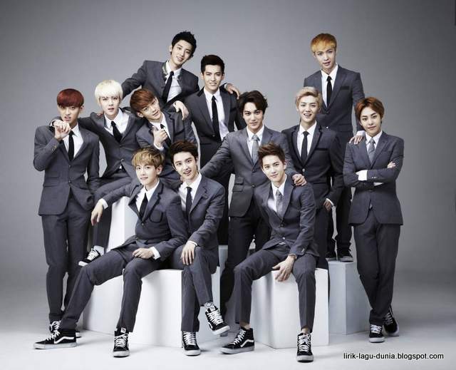 Lirik Lagu EXO - Sing for You