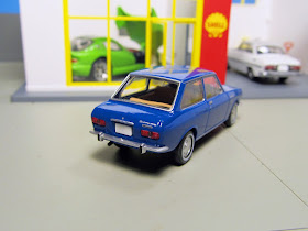 Tomica Limited Vintage LV-83d Datsun Sunny  