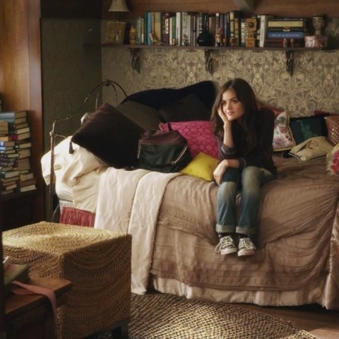 The Lovely Side: Aria's Room  Pretty Little Liars Decor