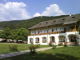 Hurezi Monastery, Romania, UNESCO Patrimony - hostels rooms