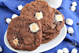 These rich, chewy Mexican Hot Chocolate Cookies are chock full of gooey marshmallows & chocolate chips with just a hint of cinnamon.