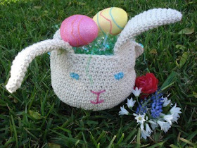 crocheted bunny Easter basket