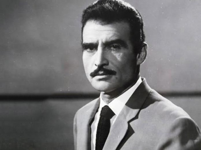 19 عاما على رحيل فارس السينما الفنان  أحمد مظهر