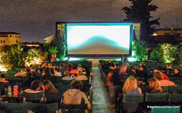 Cine Paris, sala ao ar livre em Atenas, Grécia