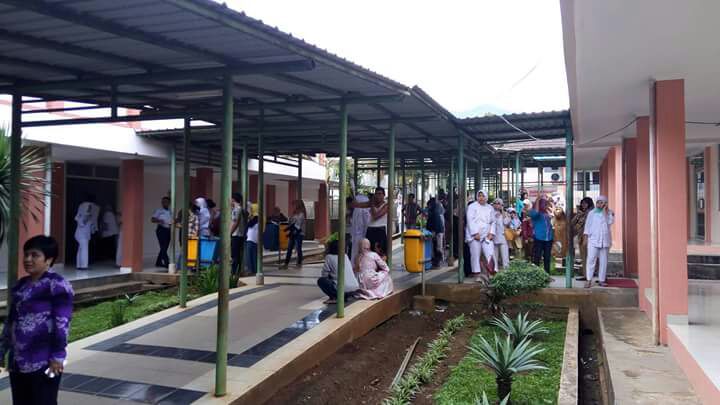 Diterjang Gempa, Genting RSUD Pandeglang Berjatuhan 
