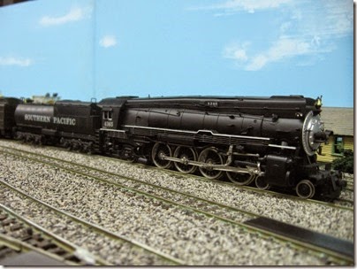 IMG_5595 Southern Pacific 4-8-2 #4365 on the LK&R HO-Scale Layout at the WGH Show in Portland, OR on February 18, 2007