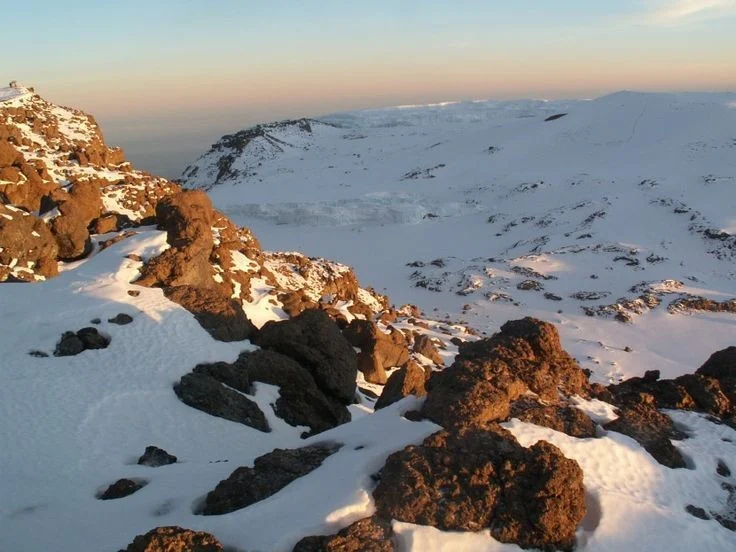 Los volcanes descubiertos debajo de la Antártida y el deshielo provocado por el cambio climático podría despertarlos y subir el nivel del agua en el Océano