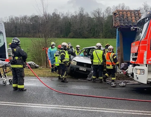 Accidente de tránsito en ruta que une Río Bueno con El Ranco