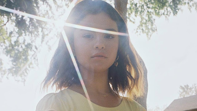 Selena Gomez Premieres "Fetish" Music Video