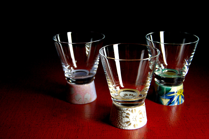 ショットで飲むお酒でおすすめの種類は 量 度数 飲み方を解説