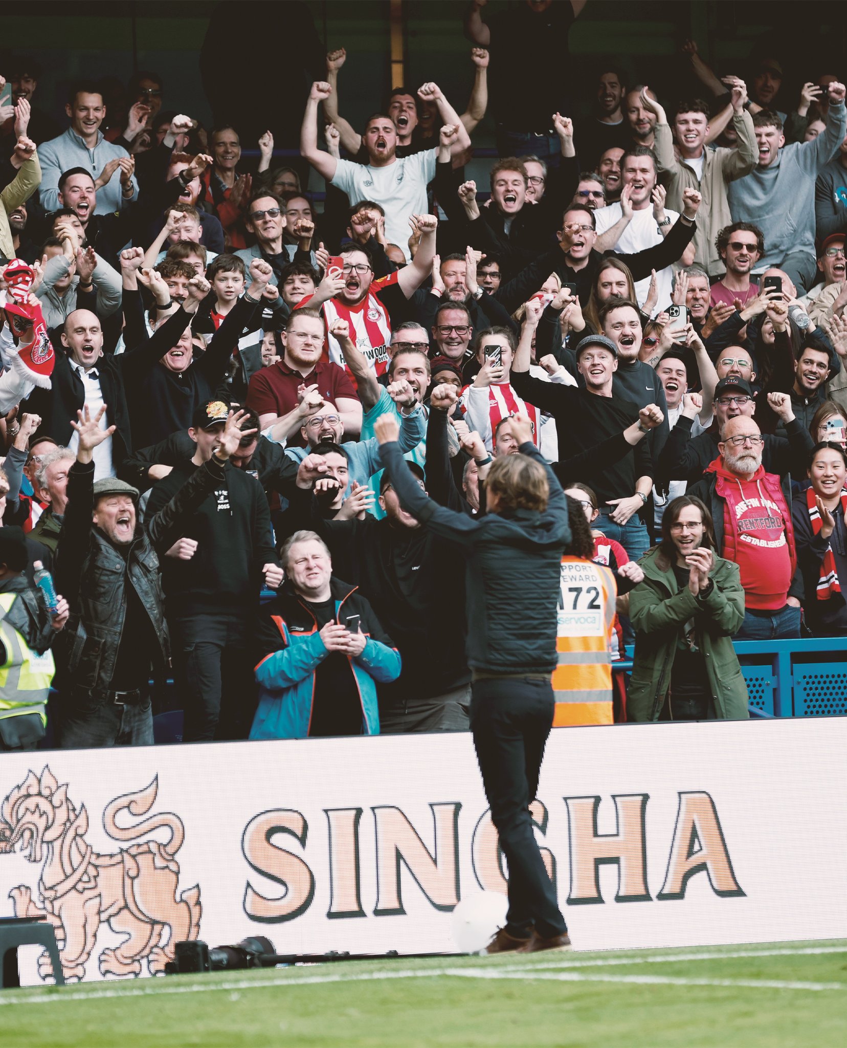 Brentford fans jubilate after Bees' 2-0 triumph over Chelsea in the Premier League 2023/24 match on Saturday 28 October, 2023