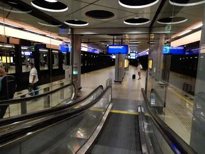 アムステルダムの駅の風景