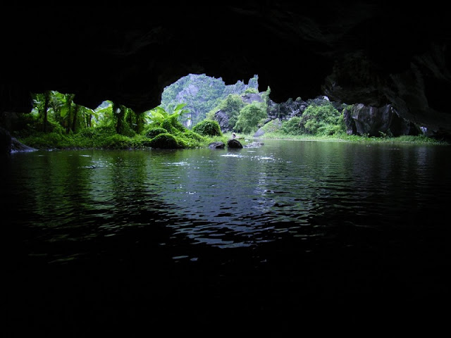 Tam Coc - Bich Dong and The gift of nature 1