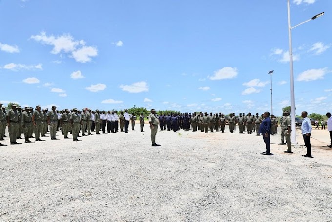 PR visita posição das Forças de Defesa e Segurança em Metuge, Cabo Delgado//Saiba mais 