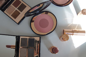 Charlotte Tilbury Cheek to Chic Swish and Pop blush in Sex on Fire review