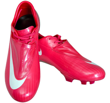 Ronaldo Boots on Football Wallpapers  Cristiano Ronaldo Mercural Vapor