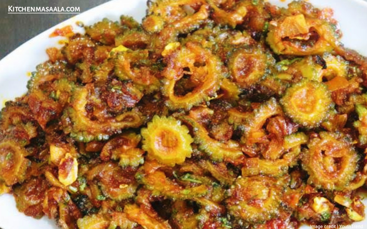 ऐसे बनाए करेले कि सब्जी कि खाने वाले उंगलियां चाटते ही रह जाये || Karele ki sabji Recipe in Hindi, karele ki sabji image, करेले की सब्जी फोटो, kitchenmasaala.com