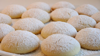 Turkish Shortbread (Un Kurabiyesi)