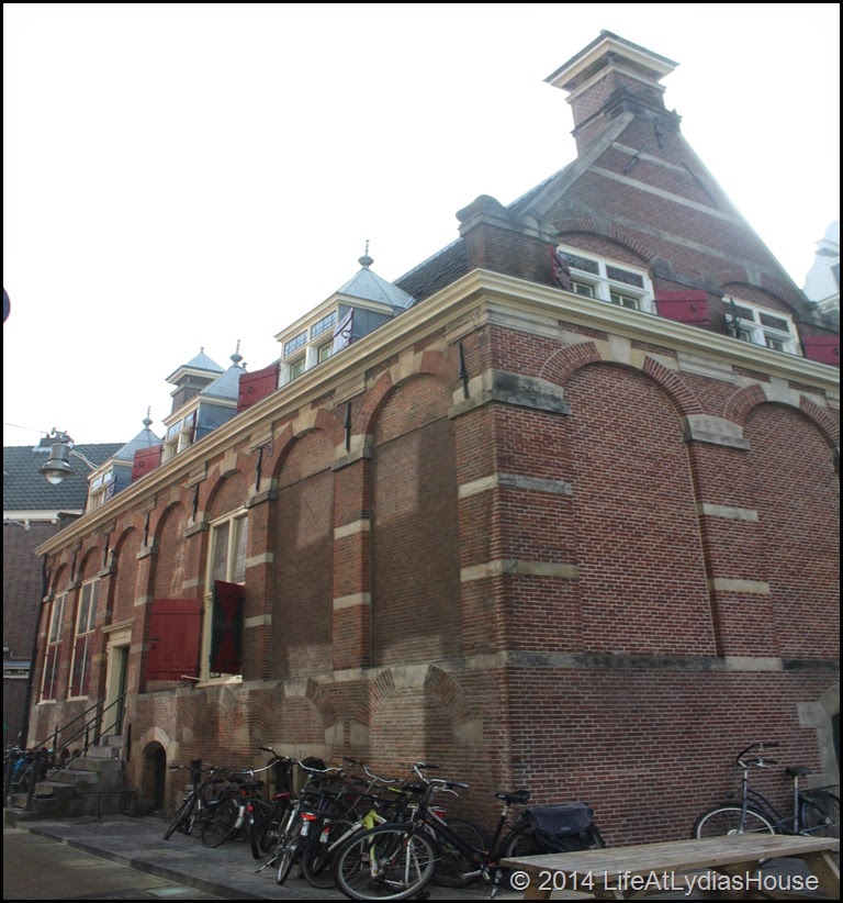 1620 building