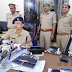 गोरखपुर : युवती को तेल छिड़कर मारने का प्रयास करने वाला चढ़ा पुलिस के हत्थे ,गोला थाना क्षेत्र में एक युवक पर चाकू से हमला कर हत्या का प्रयास