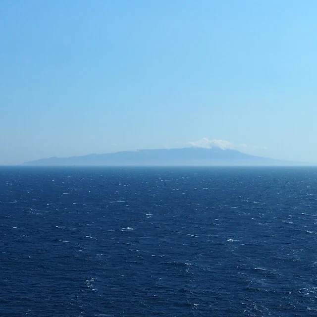 城ヶ島から伊豆大島