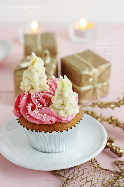 Cupcakes de Navidad con Abetos de chocolate Blanco