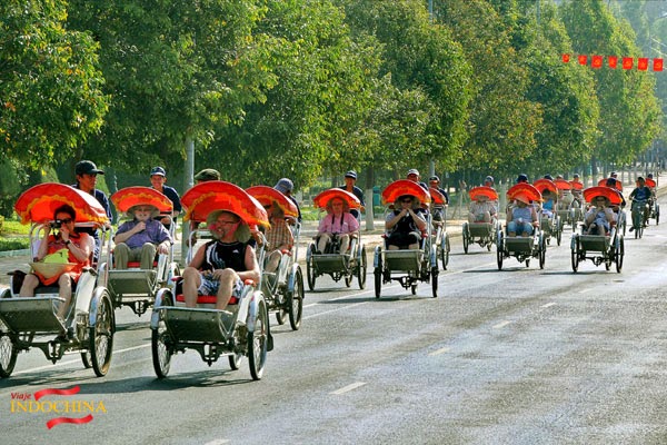 http://viajeindochina.com/tipo-de-tour/tours-en-vietnam/