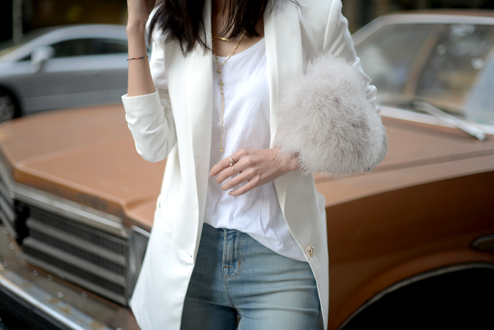 Classic - FOREVERVANNY / White Blazer, Summer Style, Fur Clutch