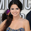 How To Make Your Hair Like Selena Gomez  Hairstyles