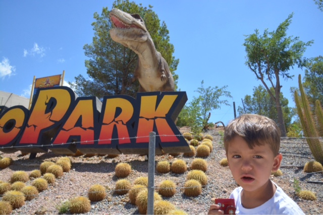 Visitando el DinoPark de Algar