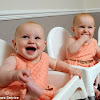 Membedakan Bayi Kembar Identik Tiga