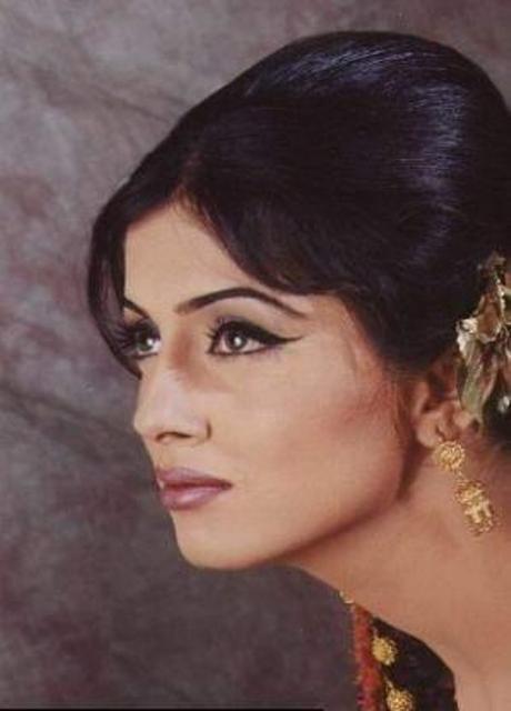 Film Drama Actress Saira Khan Photo