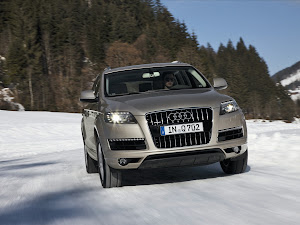 Audi Q7 2011 (2)