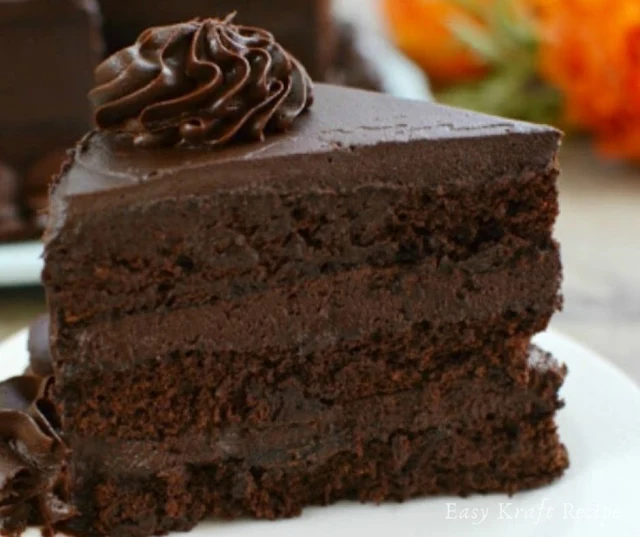 ULTIMATE HOMEMADE CHOCOLATE CAKE